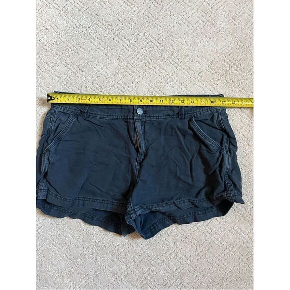 J CREW Linen Chino Shorts - Picture 2 of 6